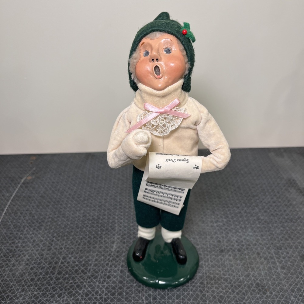Vtg Byers Choice Carolers Boy Child, Bumpy Base, Music Sheet, Singer, Velvet